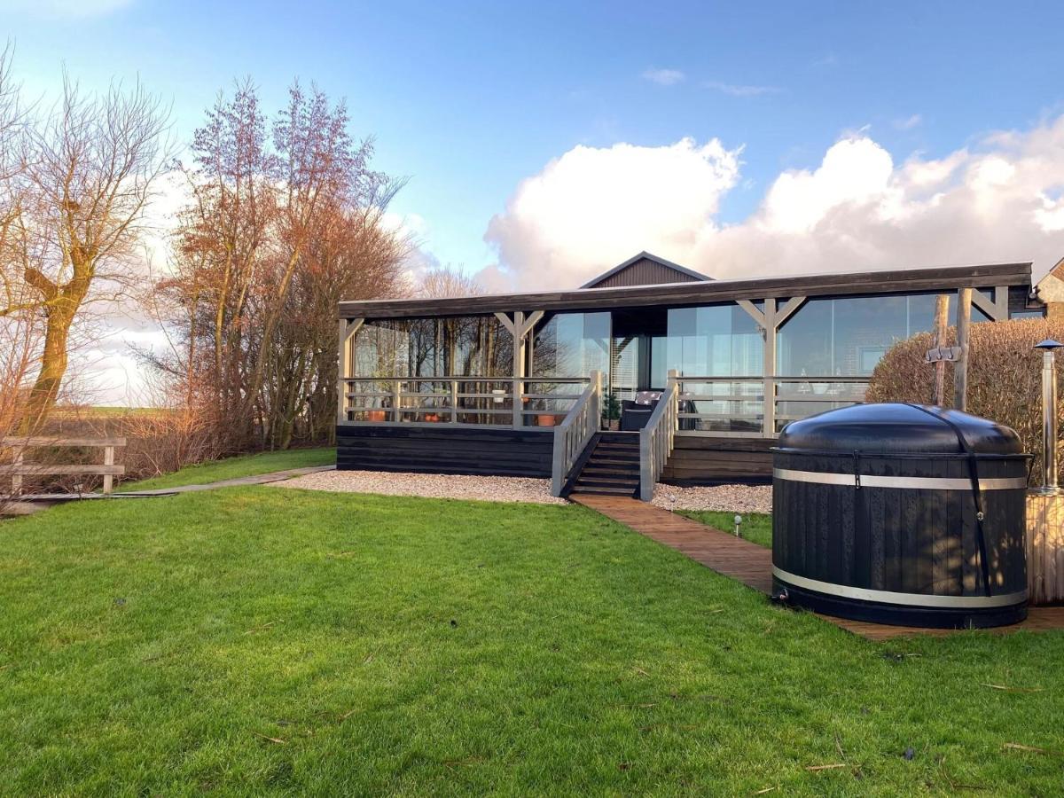 Fantastic Brand New Vacation Home Near The Wadden Paesens المظهر الخارجي الصورة